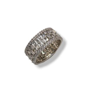 Anillo metal rodiado y circonitas